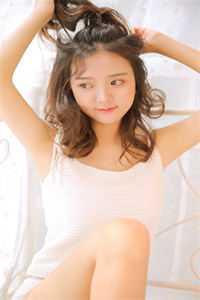 轻舟已过万重山全诗